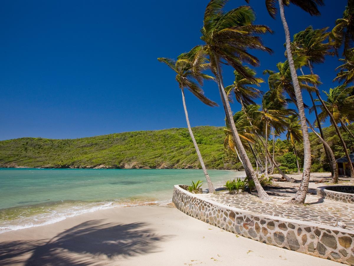 Hotel Firefly Estate Bequia à Crescent Beach Extérieur photo